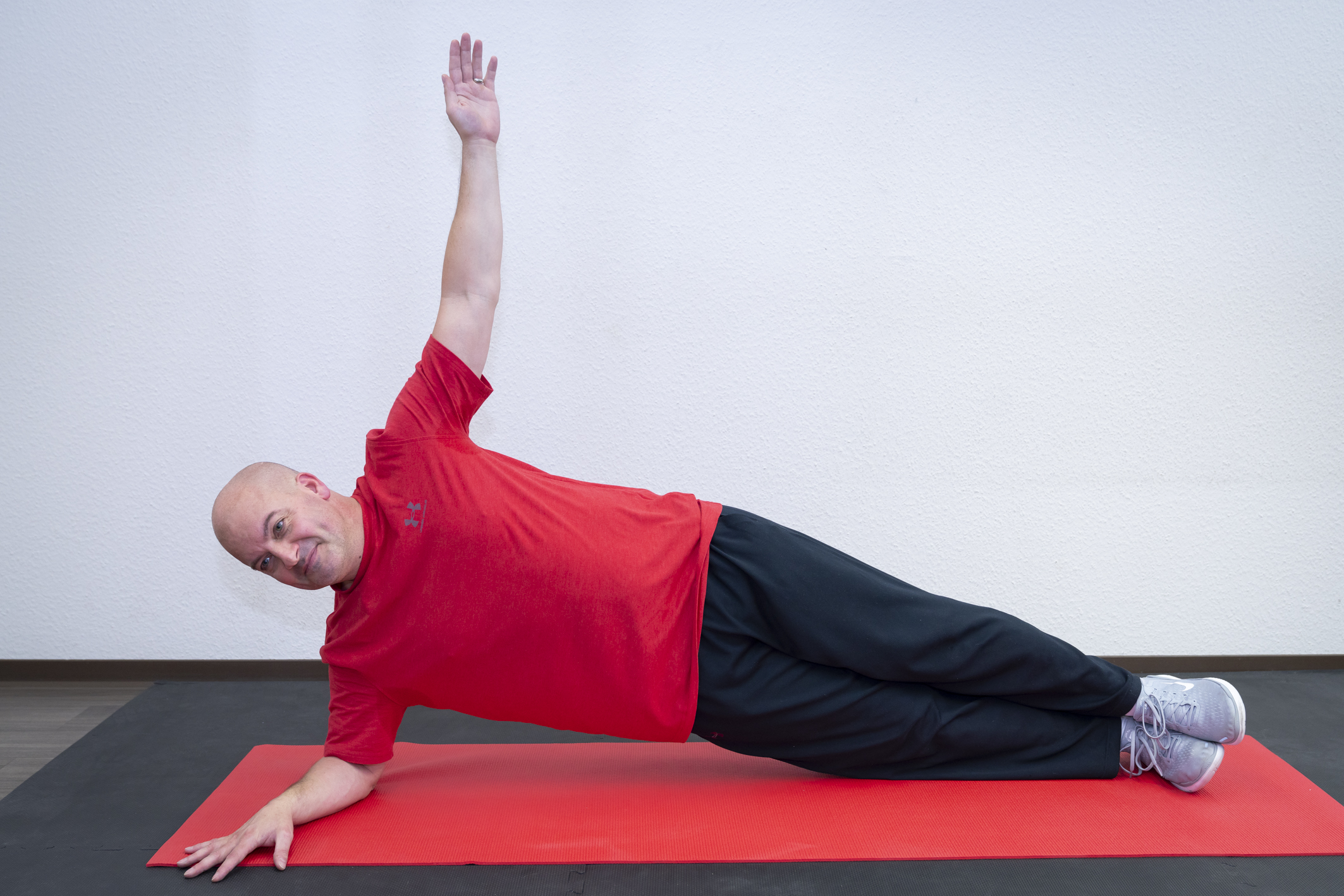 Side Plank Übung für den Rücken